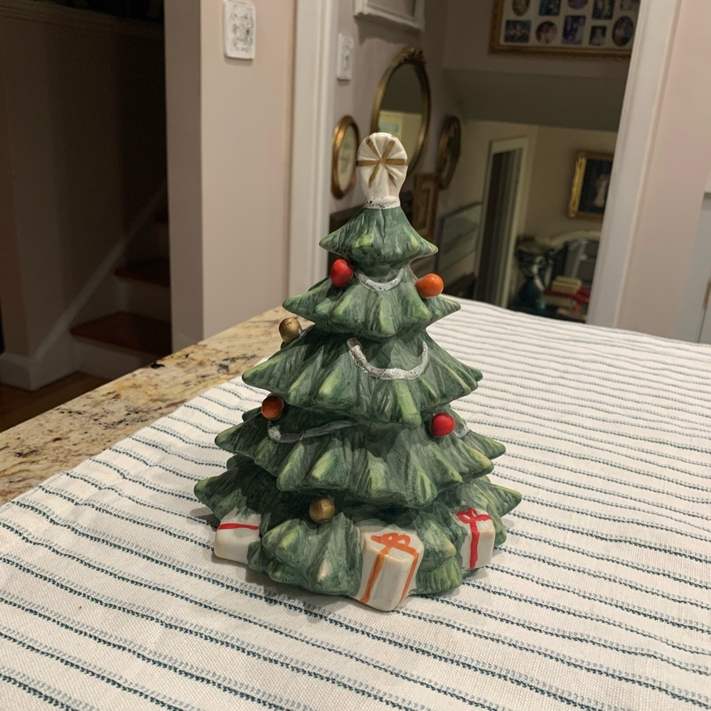 Vintage Ceramic Musical Christmas Tree
